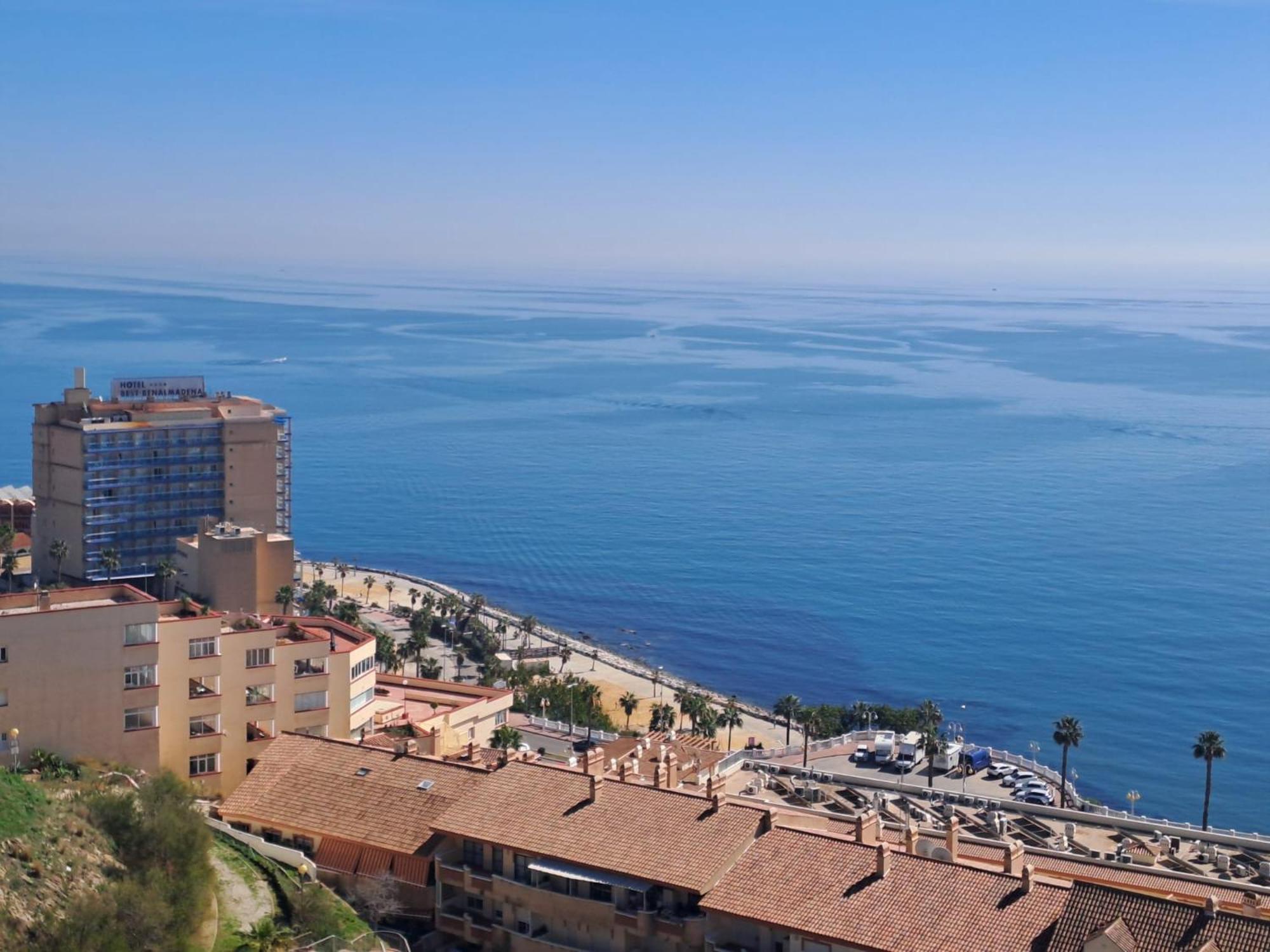 Beachfront Complex El Coloso Views,pools,parking Costa Appartement Benalmádena